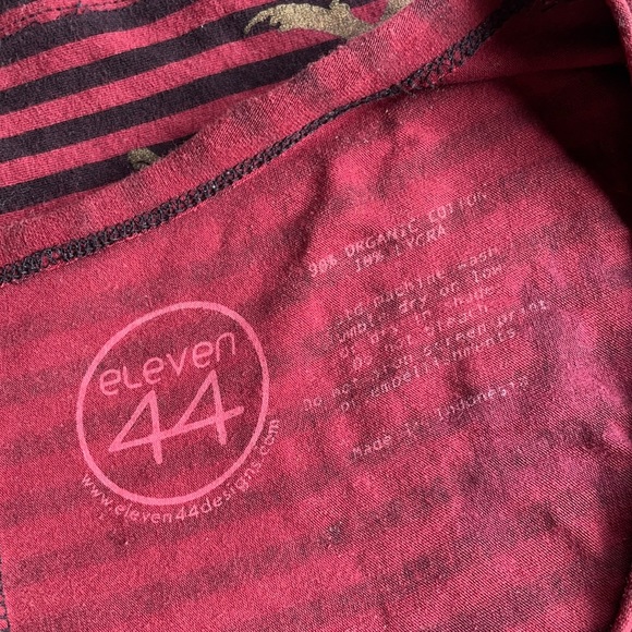 Eleven 44 | Burgundy & Black Striped Filigree Top | M - Picture 12 of 16